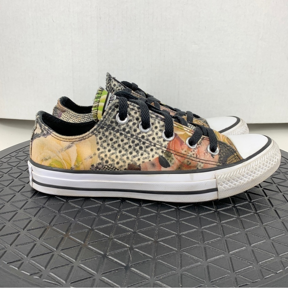 Converse Low Top Sneakers Black White Floral Print